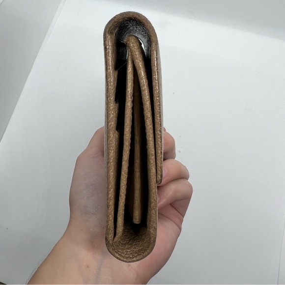 Gucci Wallet - Long Trifold in Tan Leather - Picture 12 of 16